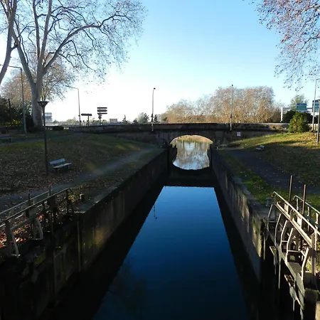 Sweethome Garonne Apartment Toulouse